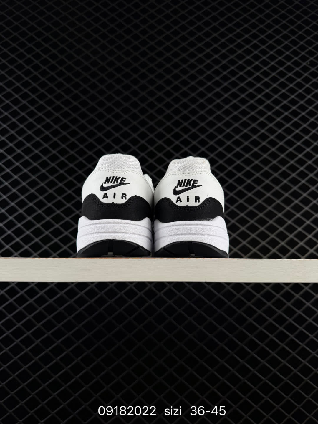Nike Air Max 1-908375